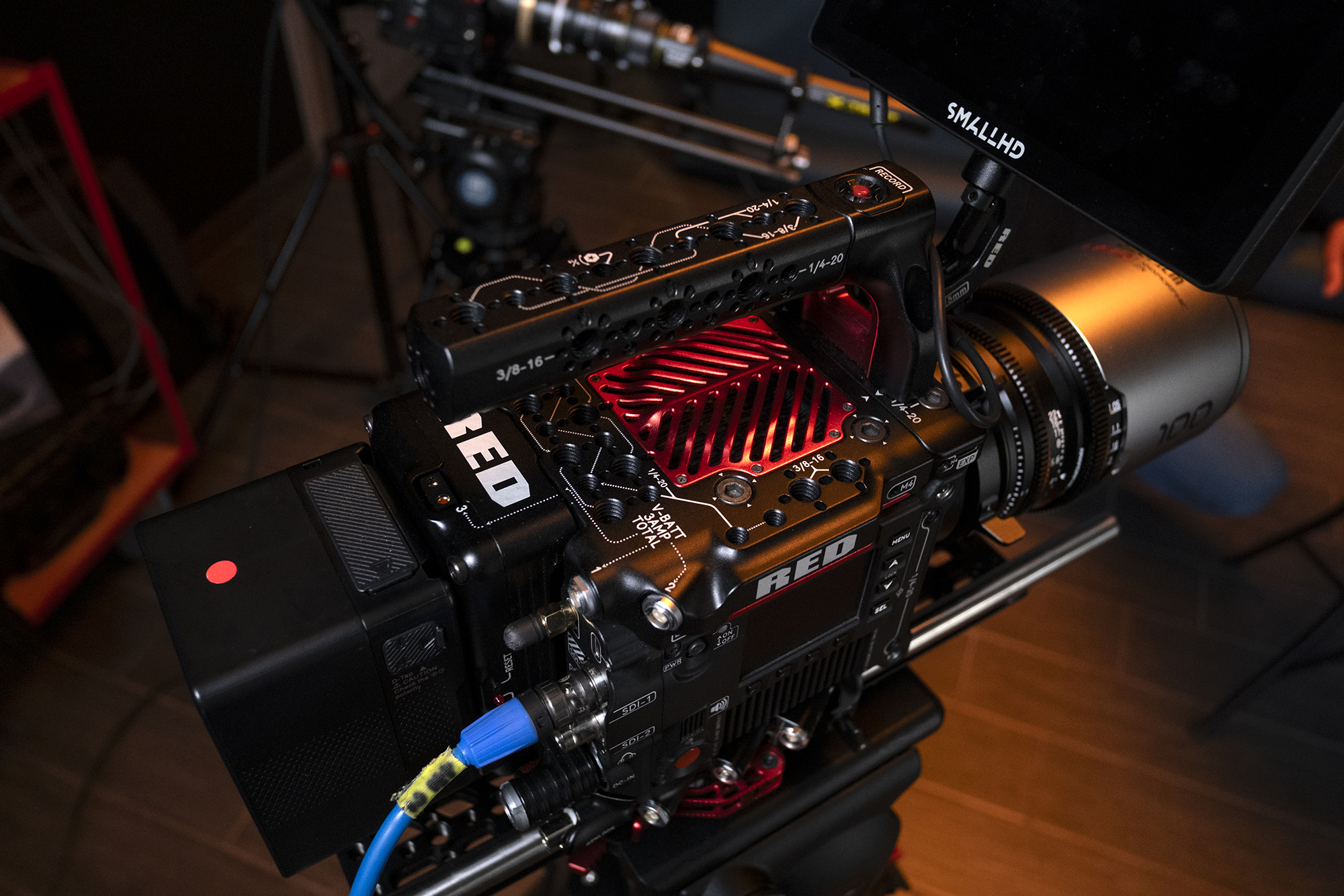 FACCIAMO CINEMA. DAL SET AL WORKFLOW CON LA RED DIGITAL CINEMA